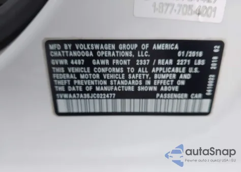 2018 Volkswagen Passat 2.0T R-Line/2.0T S z USA, uszkodzony, nr VIN 1VWAA7A35JC022477